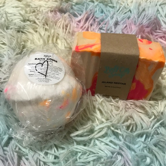 Buff City Soap Bath Bar and Bath Bomb! Scent: Island Nectar 🫶🏽 - Picture 1 of 4